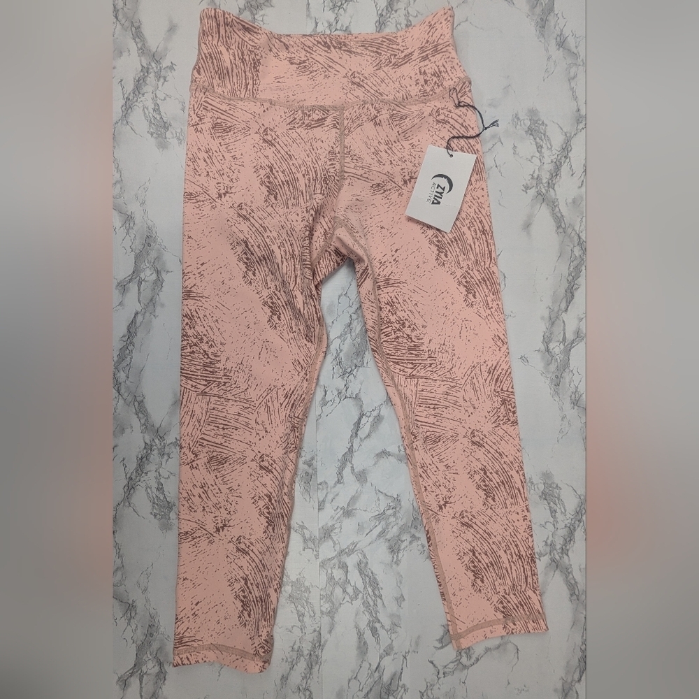 Zyia NWT Size 12-14 YOUTH leggings In Pink With Gold Metallic Details